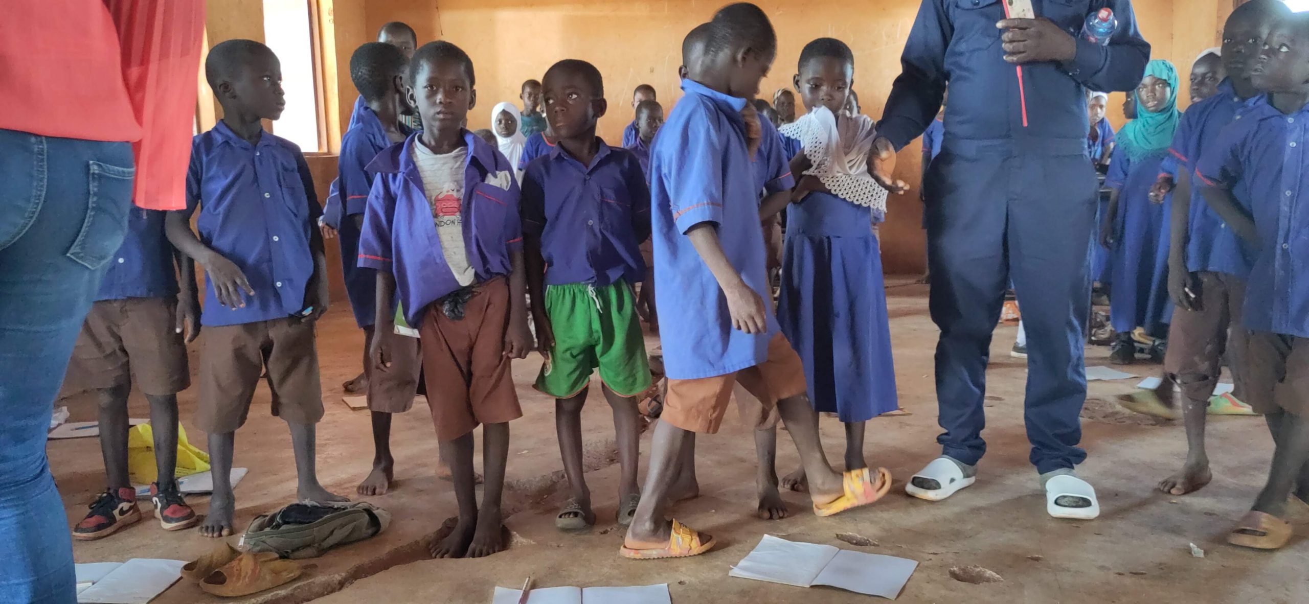 Schadhafter Boden wird zum Spielplatz